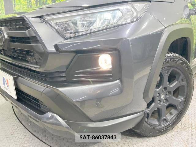 Toyota RAV4 2021-01 393591-12