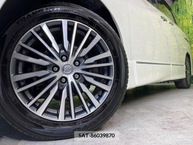Nissan ELGRAND 2014-05 216631-13