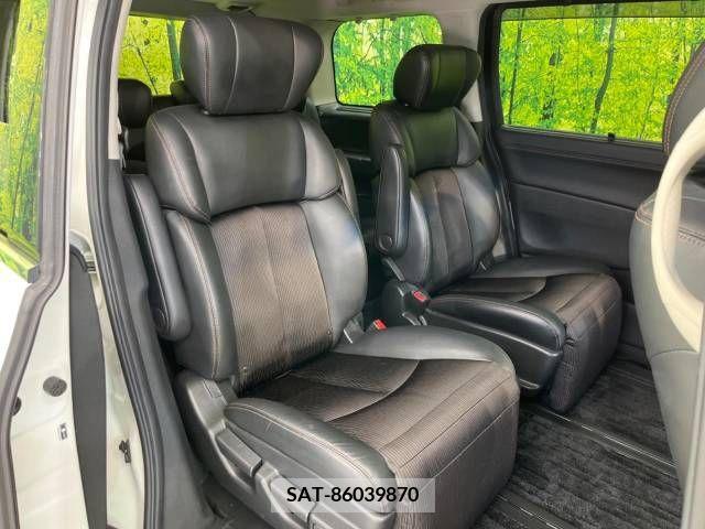 Nissan ELGRAND 2014-05 216631-8
