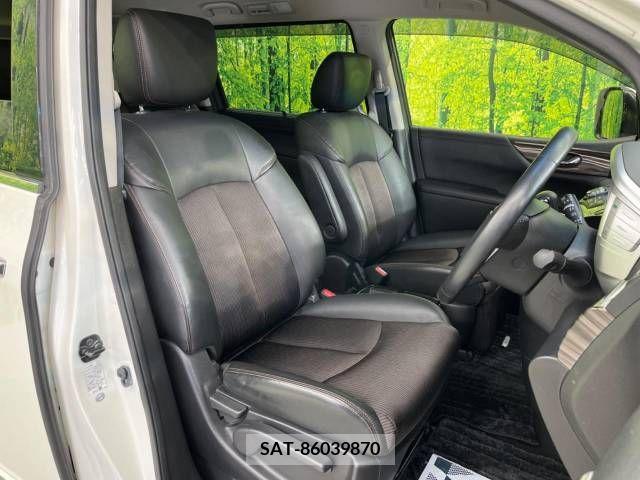 Nissan ELGRAND 2014-05 216631-7
