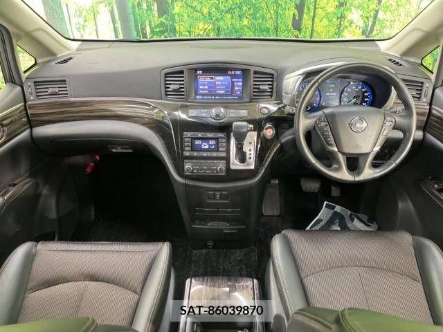 Nissan ELGRAND 2014-05 216631-1