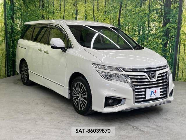 Nissan ELGRAND 2014-05 216631-16