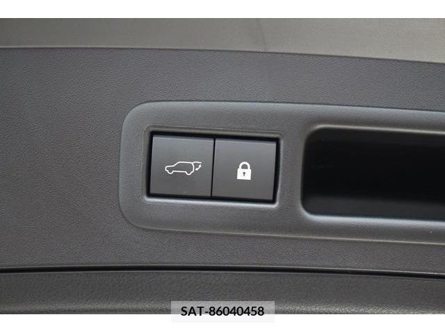 Lexus UX 2021-05 354382-18