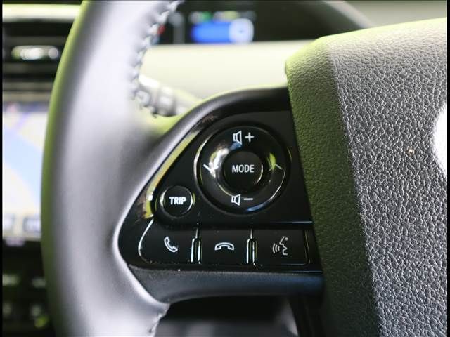 Toyota PRIUS 2020-12 192093-8