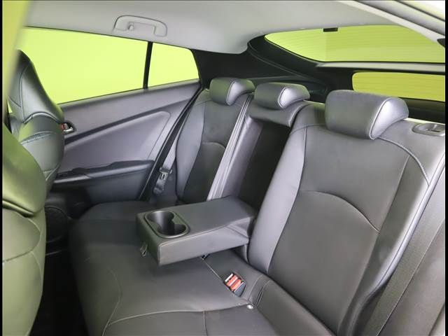 Toyota PRIUS 2020-12 192093-27