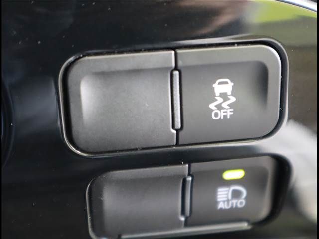Toyota PRIUS 2020-12 192093-17