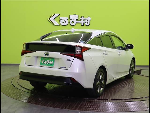 Toyota PRIUS 2020-12 192093-1