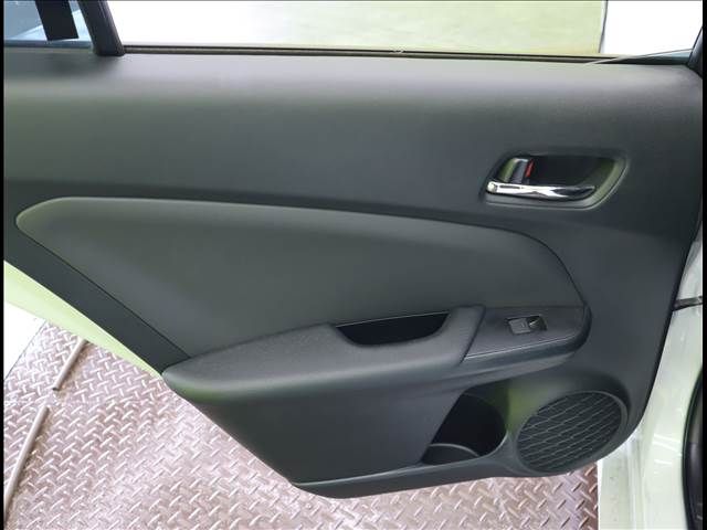 Toyota PRIUS 2020-12 192093-28