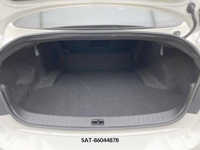 Nissan SKYLINE 2014-06 368327-10