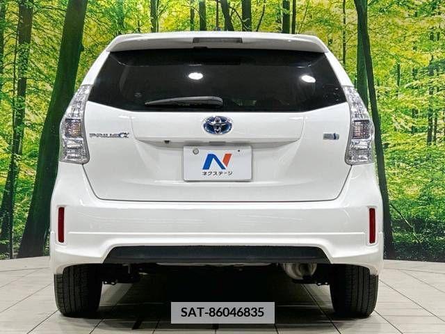 Toyota PRIUS ALPHA 2011-08 341878-15