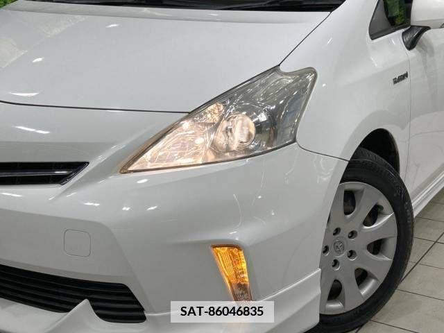 Toyota PRIUS ALPHA 2011-08 341878-12