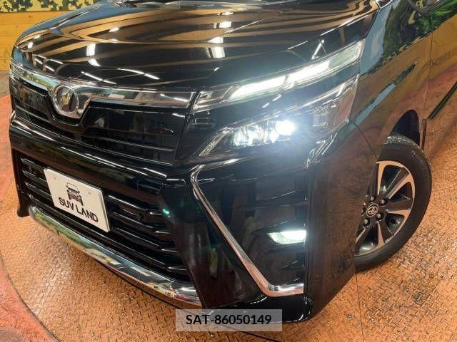 Toyota VOXY 2019-01 223958-13