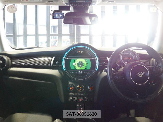 Bmw MINI 2020-08 223215-3