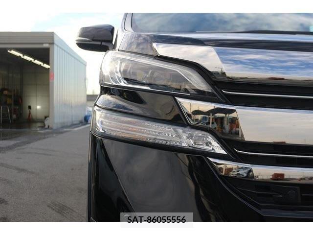 Toyota VELLFIRE 2017-07 205137-9
