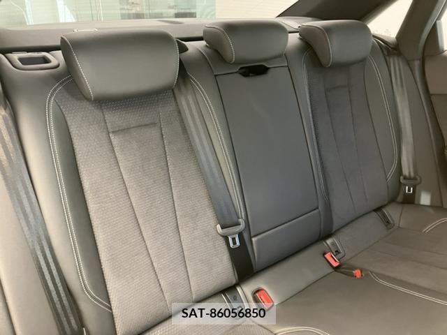 Audi A4 2023-02 351298-13