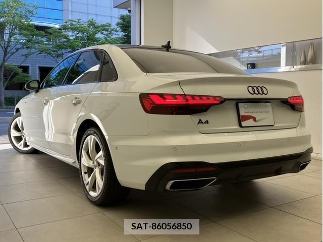 Audi A4 2023-02 351298-5