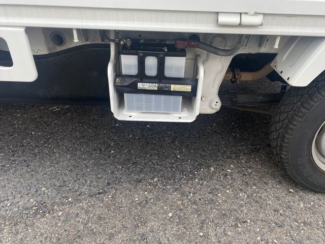 Suzuki CARRY TRUCK 2005-09 27235-22