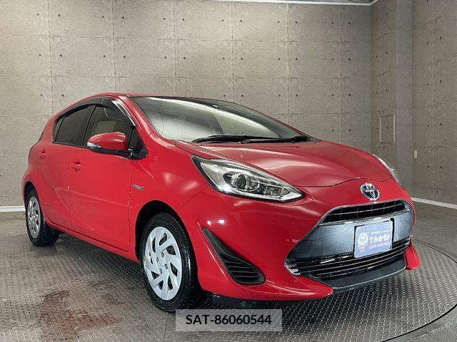 Toyota AQUA 2017-12 218291-5