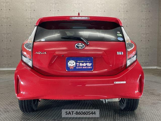 Toyota AQUA 2017-12 218291-6