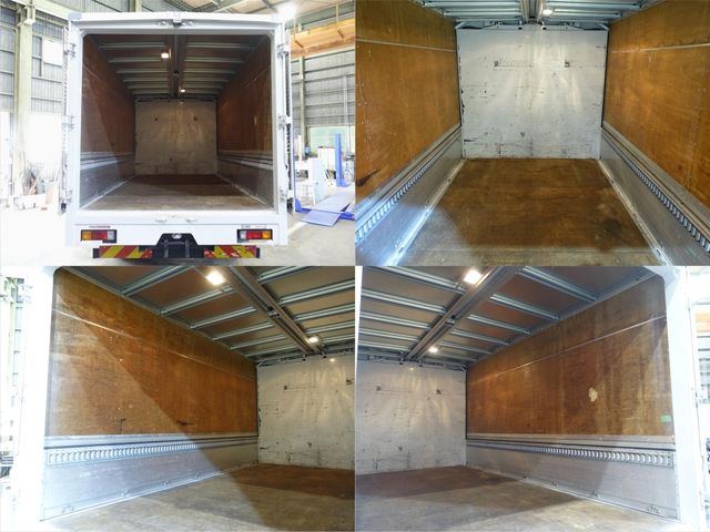 Mitsubishi CANTER 2017-04 3157-9
