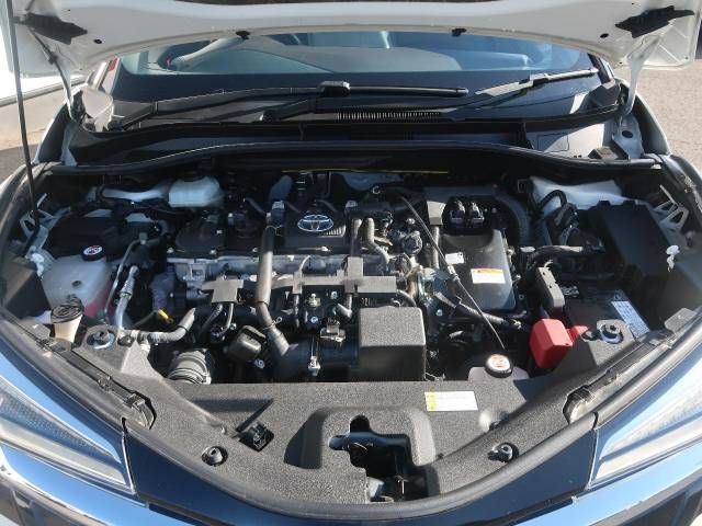 Toyota C-HR 2017-02 28414-18
