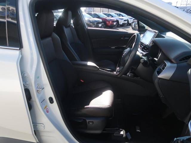 Toyota C-HR 2017-02 28414-8