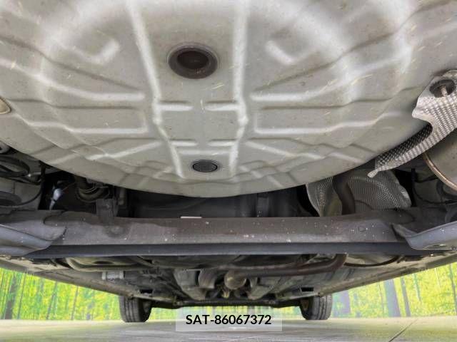 Nissan NOTE 2016-11 336427-19