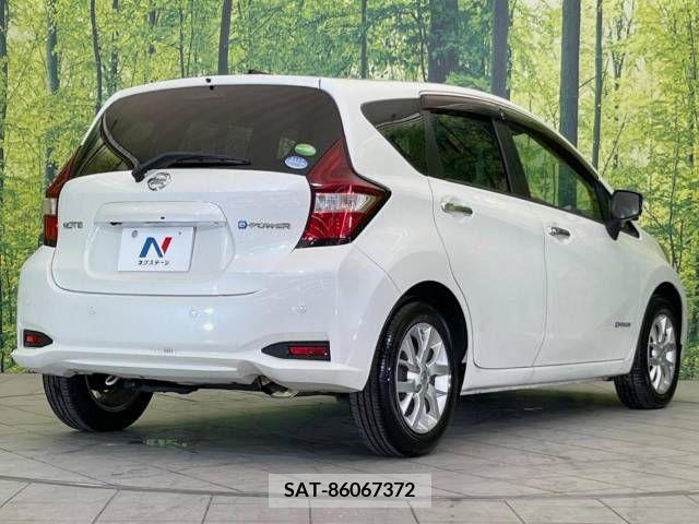 Nissan NOTE 2016-11 336427-17