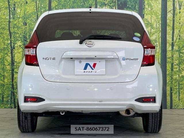 Nissan NOTE 2016-11 336427-15