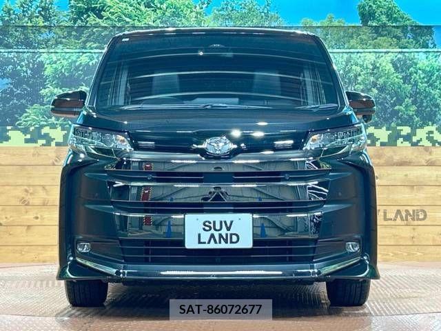 Toyota NOAH 2023-04 279492-14