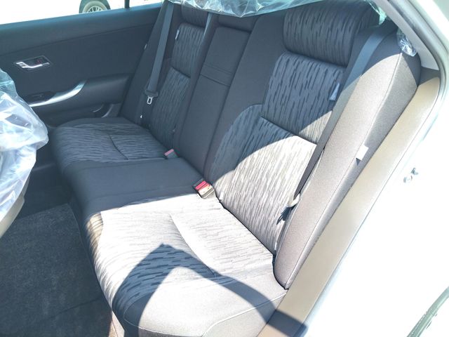 Toyota CROWN SEDAN 2011-02 2461-20