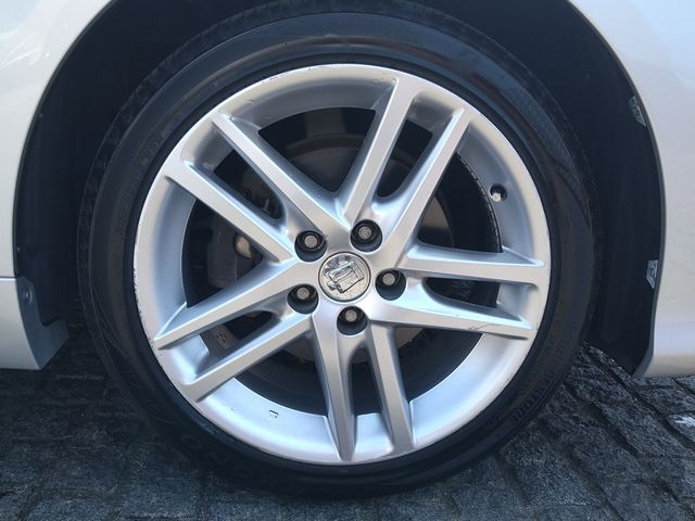 Toyota CROWN SEDAN 2011-02 2461-7