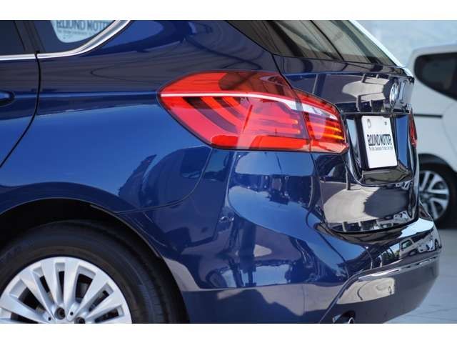 Bmw 2 SERIES 2018-06 5299-8