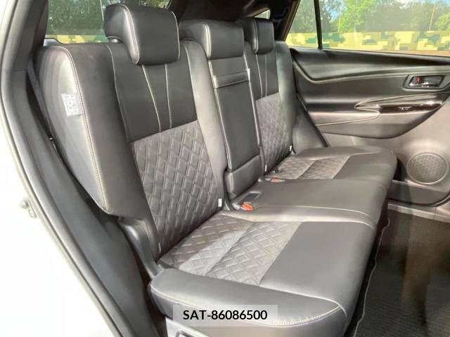 Toyota HARRIER 2018-12 337686-10
