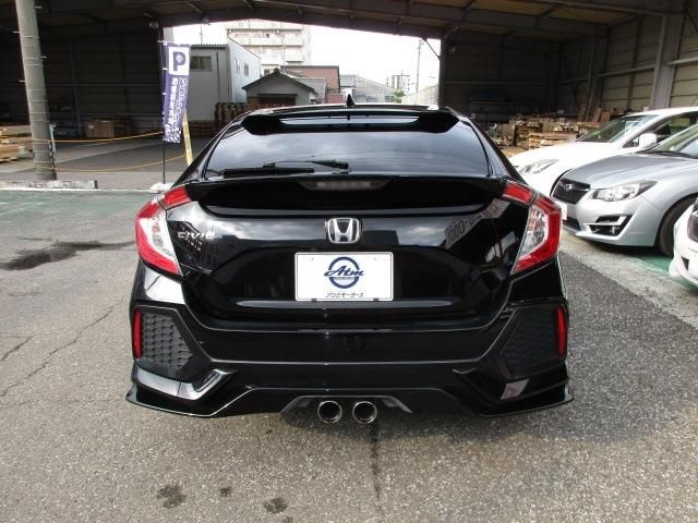 Honda CIVIC 2018-05 20574-29