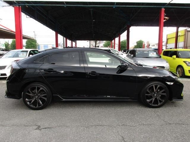 Honda CIVIC 2018-05 20574-28