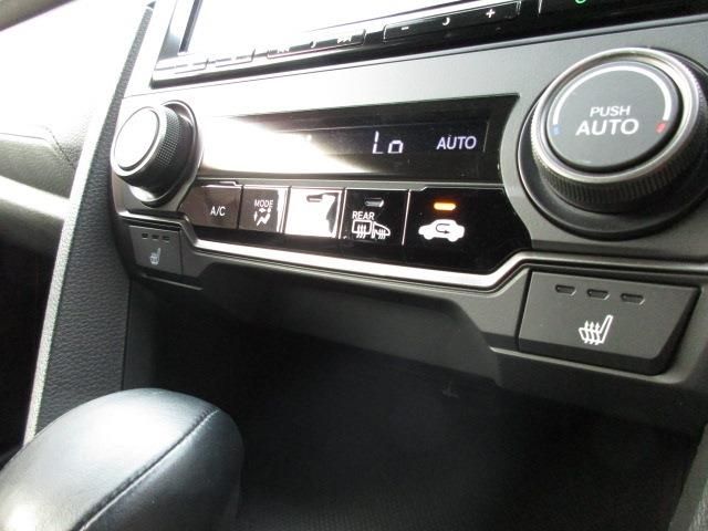 Honda CIVIC 2018-05 20574-16