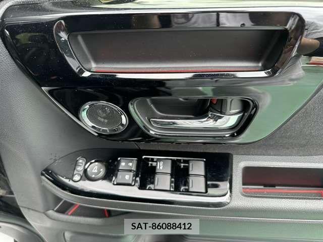 Honda N BOX CUSTOM 2022-07 307301-11