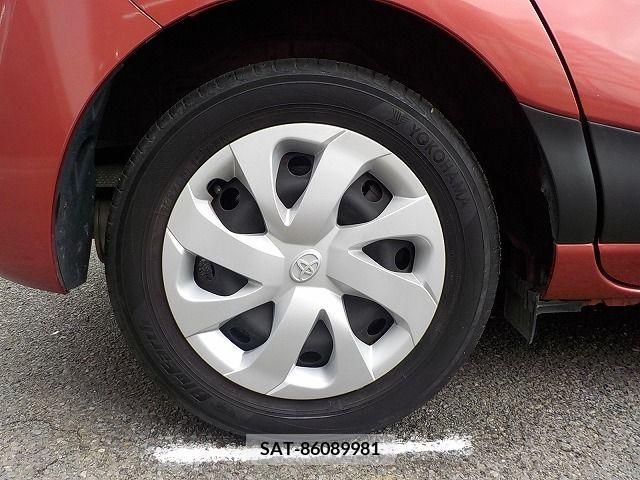 Toyota SIENTA 2015-08 335109-17