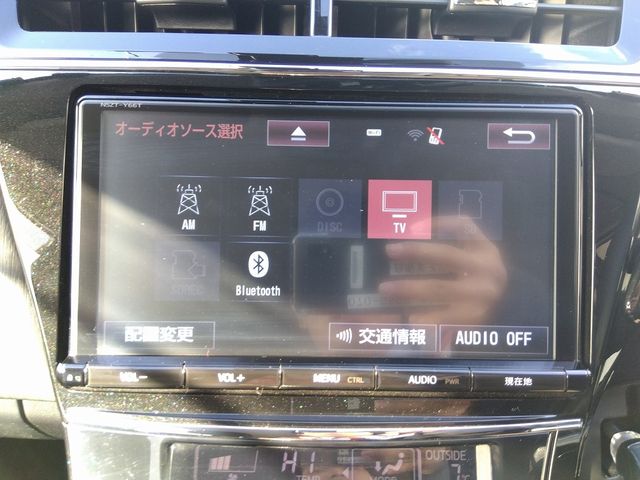 Toyota PRIUS ALPHA 2016-10 183214-4