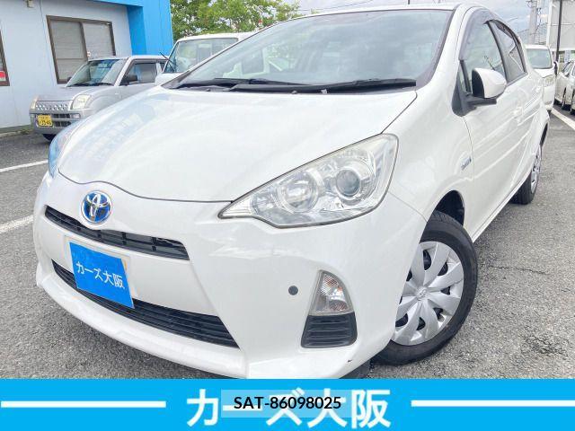 Toyota AQUA 2014-01 378391-1