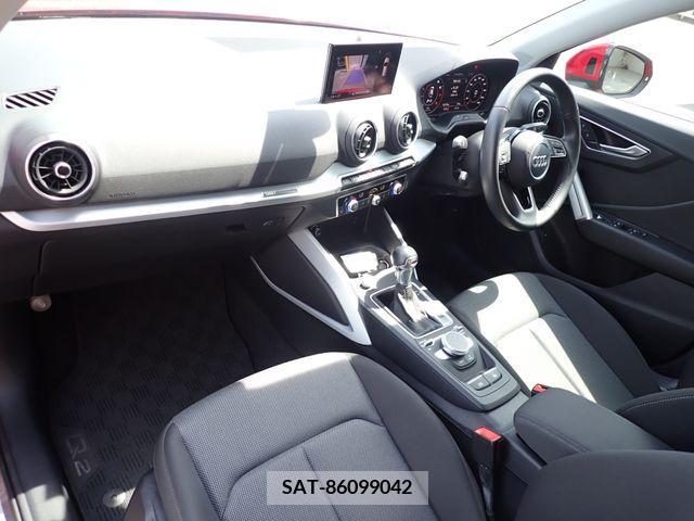 Audi Q2 2019-10 333708-8