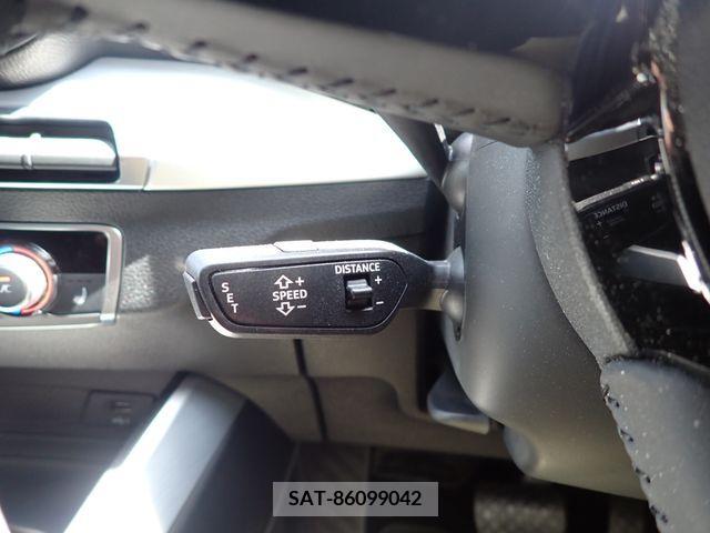 Audi Q2 2019-10 333708-19