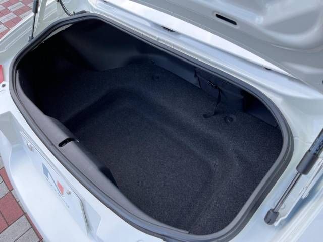 Mazda ROADSTER 2015-01 18497-11