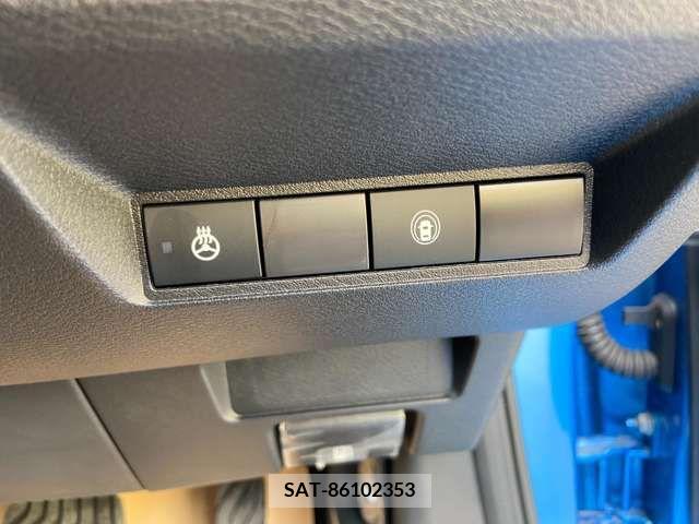 Nissan AURA 2023-09 261461-10