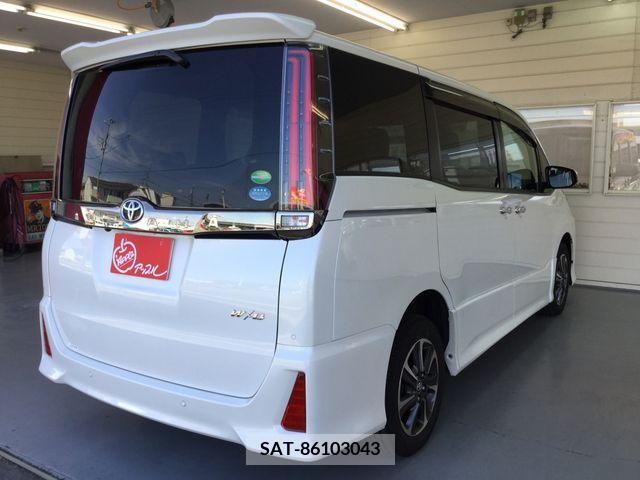 Toyota NOAH 2019-04 298100-2