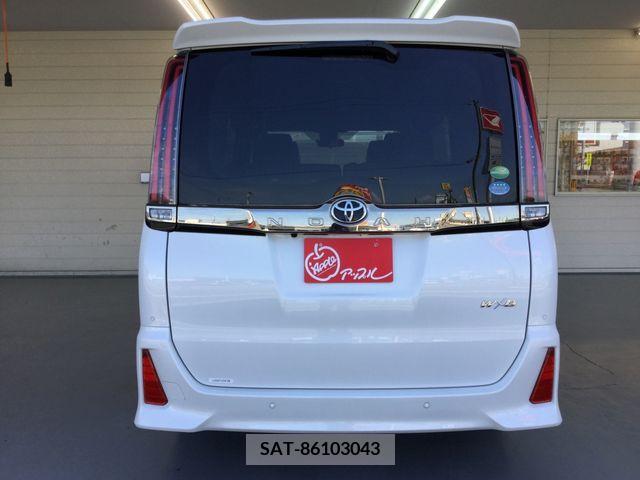 Toyota NOAH 2019-04 298100-5