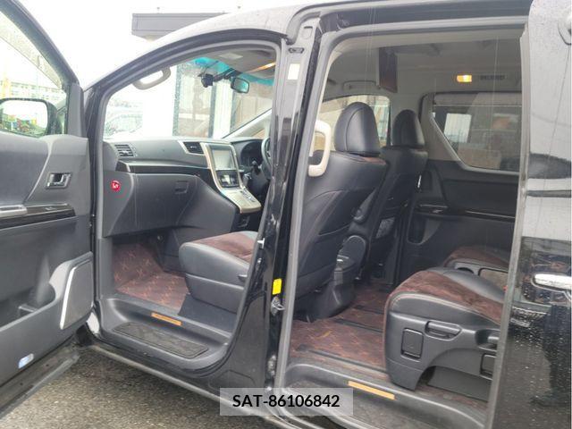 Toyota ALPHARD 2013-01 299898-2