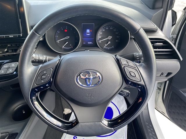 Toyota C-HR 2017-05 2871-22