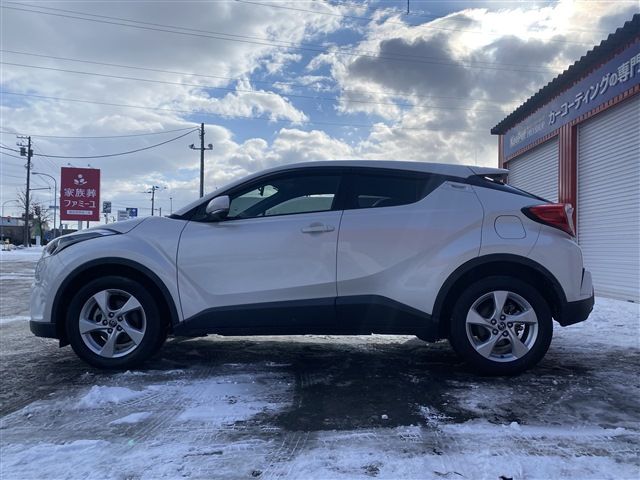 Toyota C-HR 2017-05 2871-2
